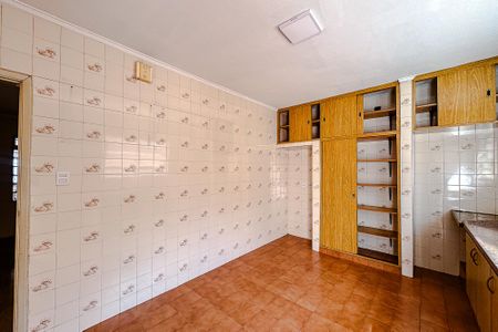 Casa para alugar com 80m², 2 quartos e 2 vagas Casa para alugar com 80m², 2 quartos e 2 vagasCozinha