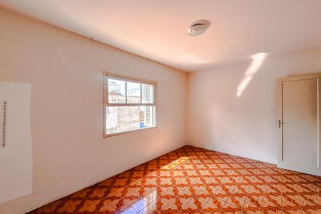 Casa para alugar com 80m², 2 quartos e 2 vagas Casa para alugar com 80m², 2 quartos e 2 vagasQuarto 1