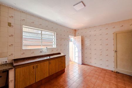 Casa para alugar com 80m², 2 quartos e 2 vagas Casa para alugar com 80m², 2 quartos e 2 vagasCozinha
