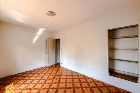 Casa para alugar com 80m², 2 quartos e 2 vagas Casa para alugar com 80m², 2 quartos e 2 vagasQuarto 1