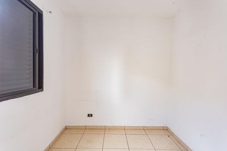Quarto 2 de apartamento para alugar com 2 quartos, 42m² em Parque Bristol, São Paulo