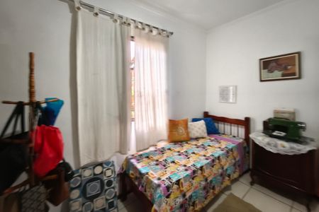 Casa à venda com 213m², 3 quartos e 2 vagasQuarto 3