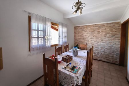 Casa à venda com 213m², 3 quartos e 2 vagasSala de Jantar