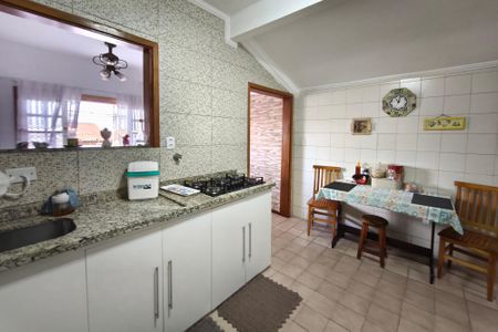 Casa à venda com 213m², 3 quartos e 2 vagasCozinha