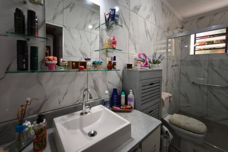 Casa à venda com 213m², 3 quartos e 2 vagasBanheiro Suíte