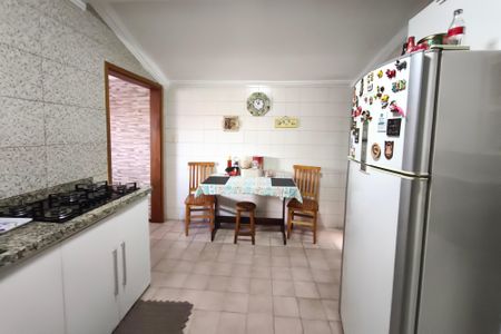 Casa à venda com 213m², 3 quartos e 2 vagasCozinha