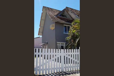 Casa de condomínio para alugar com 69m², 3 quartos e 2 vagasÁrea externa