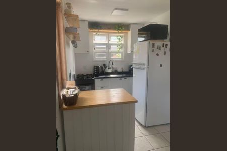 Cozinha de casa de condomínio para alugar com 3 quartos, 69m² em Vargem Grande, Florianópolis