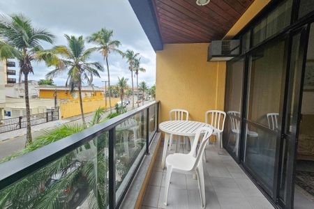 varanda de apartamento para alugar com 2 quartos, 84m² em Jardim Belmar, Guarujá