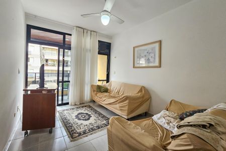 Sala de apartamento para alugar com 2 quartos, 84m² em Jardim Belmar, Guarujá