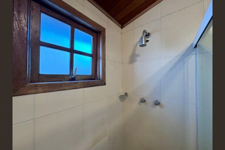 Apartamento à venda com 323m², 4 quartos e 4 vagas Apartamento à venda com 323m², 4 quartos e 4 vagasBanheiro