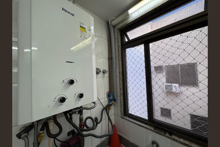 Apartamento à venda com 323m², 4 quartos e 4 vagas Apartamento à venda com 323m², 4 quartos e 4 vagasÁrea de Serviço