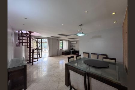 Sala de apartamento à venda com 4 quartos, 323m² em Recreio dos Bandeirantes, Rio de Janeiro