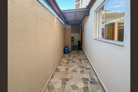 Casa à venda com 94m², 3 quartos e 2 vagasÁrea de Serviço