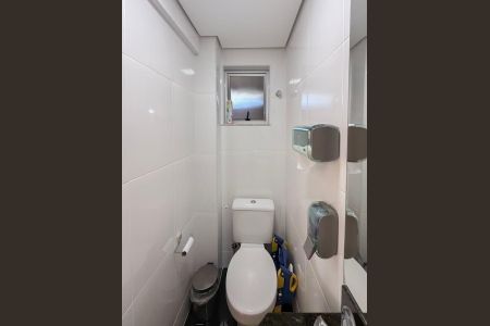 Casa à venda com 94m², 3 quartos e 2 vagasLavabo