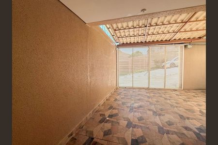 Casa à venda com 94m², 3 quartos e 2 vagasGaragem