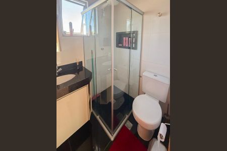 Casa à venda com 94m², 3 quartos e 2 vagasBanheiro Social