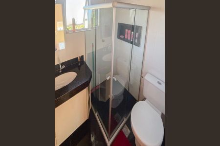 Casa à venda com 94m², 3 quartos e 2 vagasBanheiro Social