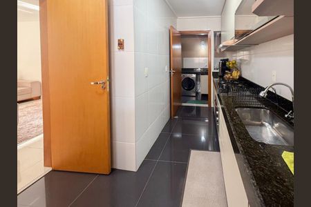 Casa à venda com 94m², 3 quartos e 2 vagasCozinha