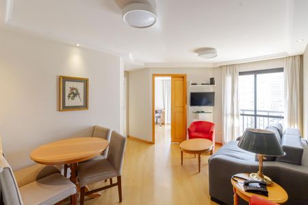 Sala de apartamento para alugar com 2 quartos, 56m² em Indianópolis, São Paulo