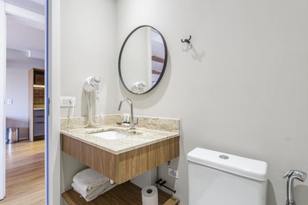 Apartamento para alugar com 43m², 1 quarto e sem vaga Apartamento para alugar com 43m², 1 quarto e sem vagaBanheiro