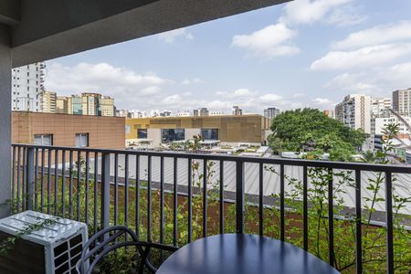 Varanda de apartamento à venda com 1 quarto, 43m² em Indianópolis, São Paulo