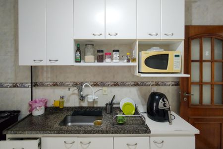 Apartamento para alugar com 91m², 2 quartos e 1 vagaCozinha 