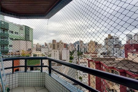 Apartamento para alugar com 91m², 2 quartos e 1 vagaVaranda da suite 