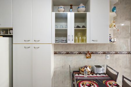 Apartamento para alugar com 91m², 2 quartos e 1 vagaCozinha 