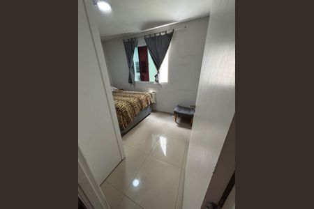 Sala de apartamento para alugar com 2 quartos, 40m² em Brás de Pina, Rio de Janeiro