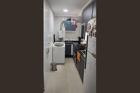 Cozinha de apartamento para alugar com 2 quartos, 40m² em Brás de Pina, Rio de Janeiro