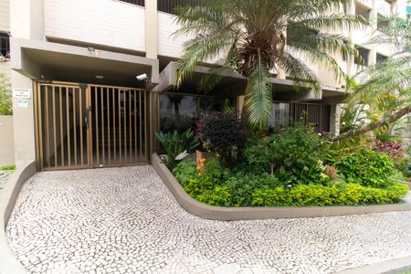 Apartamento à venda com 100m², 3 quartos e 1 vagaFachada