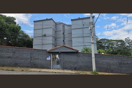 Apartamento para alugar com 46m², 2 quartos e 1 vagaFachada do condomínio - Placa instalada na fachada do condomínio - Código da placa: MSRP-697