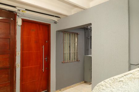 Apartamento para alugar com 46m², 2 quartos e 1 vagaÁrea comum - Saguão do prédio