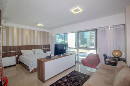Sala/Cozinha/Suite de kitnet/studio para alugar com 1 quarto, 41m² em Praia de Belas, Porto Alegre