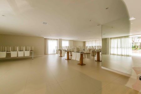 Apartamento à venda com 73m², 2 quartos e 1 vaga Apartamento à venda com 73m², 2 quartos e 1 vagaÁrea comum