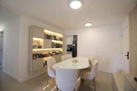 Apartamento à venda com 110m², 3 quartos e 2 vagasSala