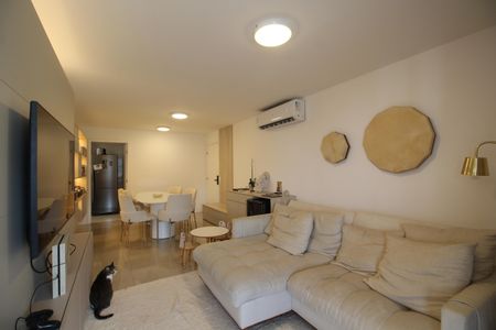 Apartamento à venda com 110m², 3 quartos e 2 vagasSala