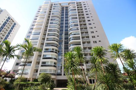 Apartamento à venda com 110m², 3 quartos e 2 vagasFachada