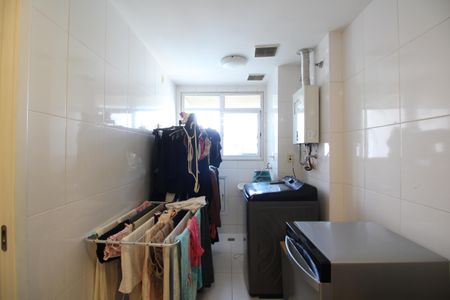 Apartamento à venda com 110m², 3 quartos e 2 vagasÁrea de Serviço