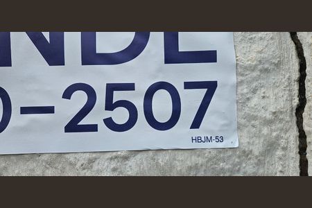 Apartamento à venda com 66m², 2 quartos e 1 vagaPlaca instalada na fachada do condomínio - Código da placa: HBJM-53