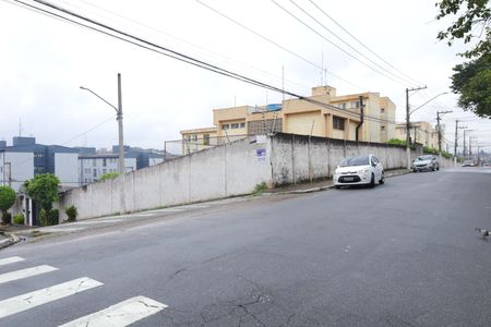 Apartamento à venda com 66m², 2 quartos e 1 vagaPlaca instalada na fachada do condomínio - Código da placa: HBJM-53