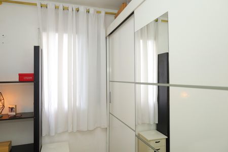 Apartamento à venda com 66m², 2 quartos e 1 vagaQuarto 2