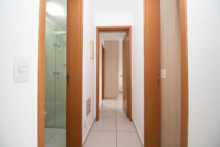 Apartamento para alugar com 60m², 2 quartos e 2 vagasCorredor