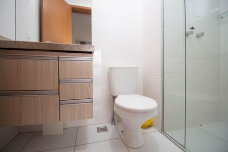 Apartamento para alugar com 60m², 2 quartos e 2 vagasBanheiro da Suíte