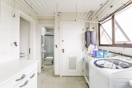 Apartamento à venda com 172m², 4 quartos e 3 vagasÁrea de Serviço