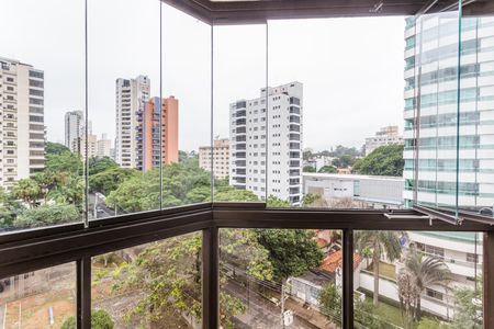 Apartamento à venda com 172m², 4 quartos e 3 vagasVaranda