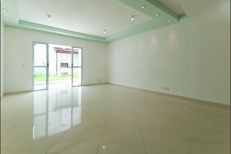 Casa à venda com 230m², 4 quartos e 4 vagasFoto 08