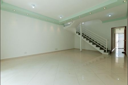 Casa à venda com 230m², 4 quartos e 4 vagasFoto 05