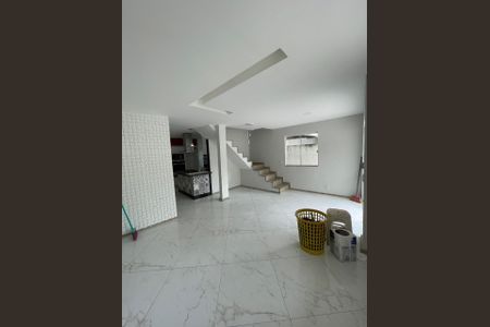 Casa de Condomínio à venda com 2 quartos, 140m² em Guaratiba, Rio de Janeiro